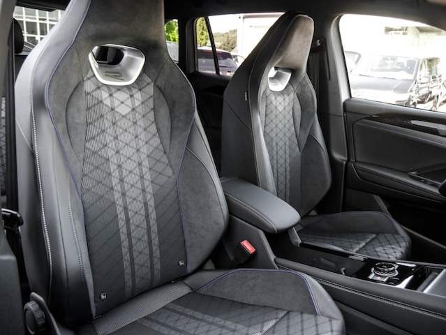 Volkswagen Tiguan R-Line Style eHybrid