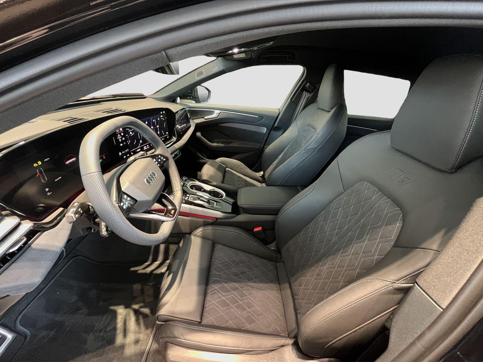 Audi A6 Avant Quattro S-Tronic