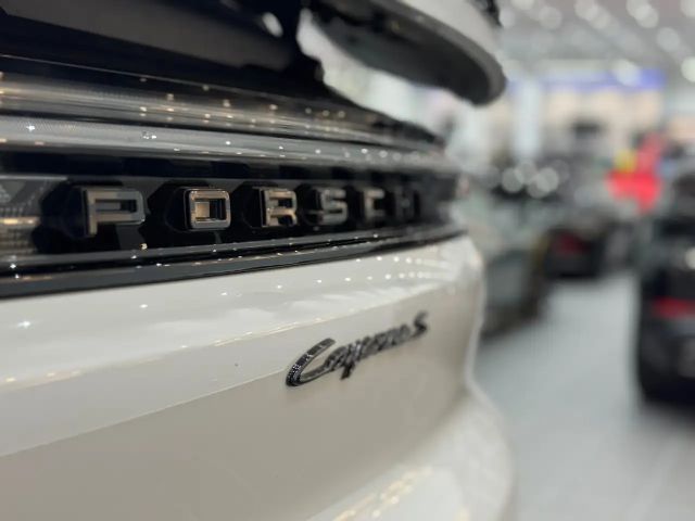 Porsche Cayenne Coupé E-Hybrid S