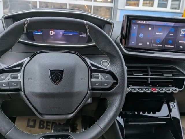 Peugeot E-2008 GT-Line