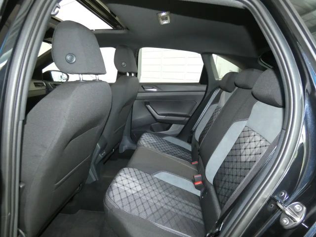 Volkswagen Taigo 1.0 TSI DSG R-Line