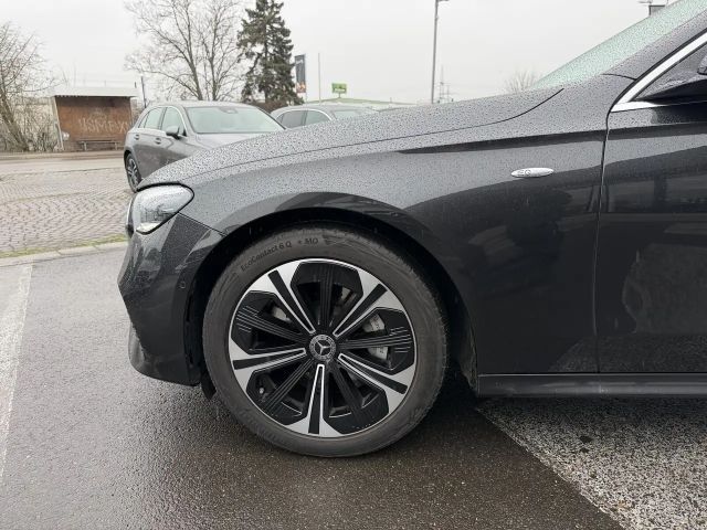 Mercedes-Benz E 300 E 300 e Estate