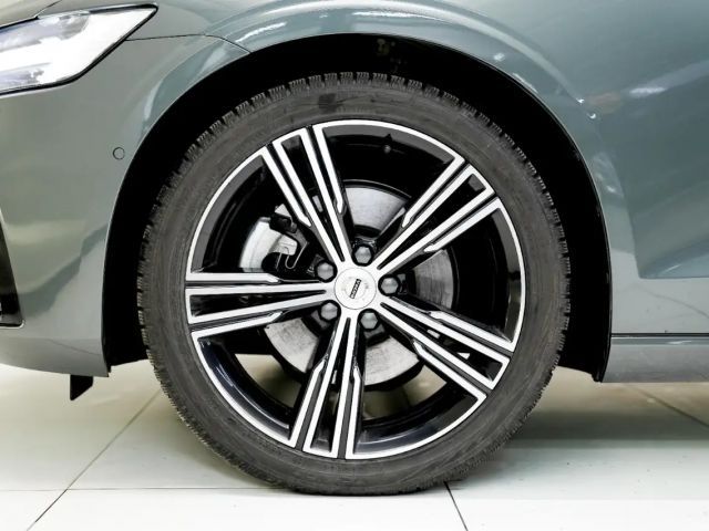 Volvo V60 Dark Hybrid Ultra