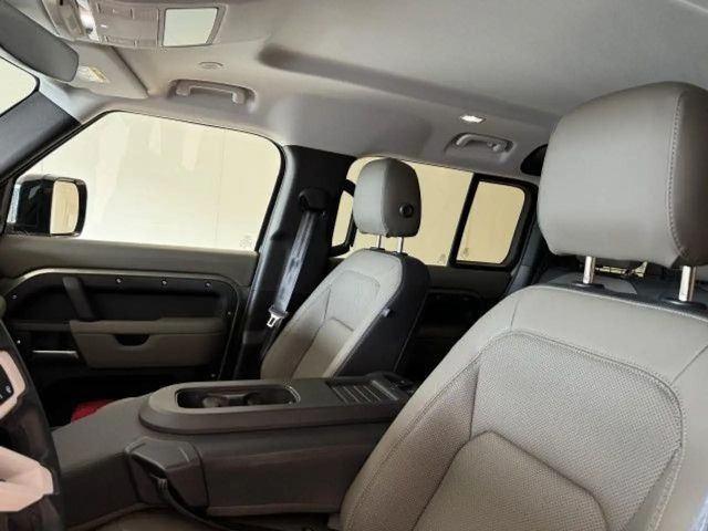 Land Rover Defender 110 D200 S