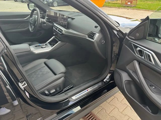 BMW i4 Sedan