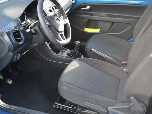 Volkswagen up! 1.0 65PS 5-Gang