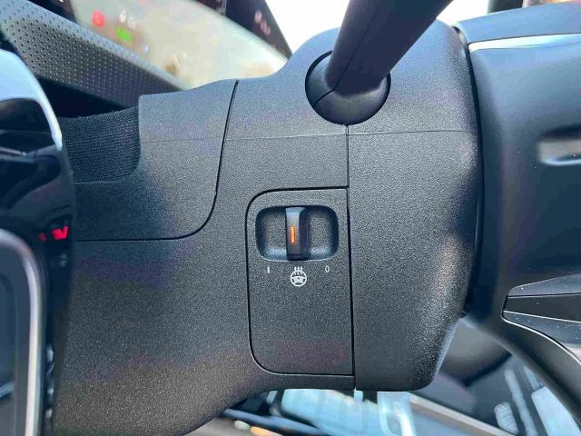 Mercedes-Benz A 250 A 250 e AMG Line