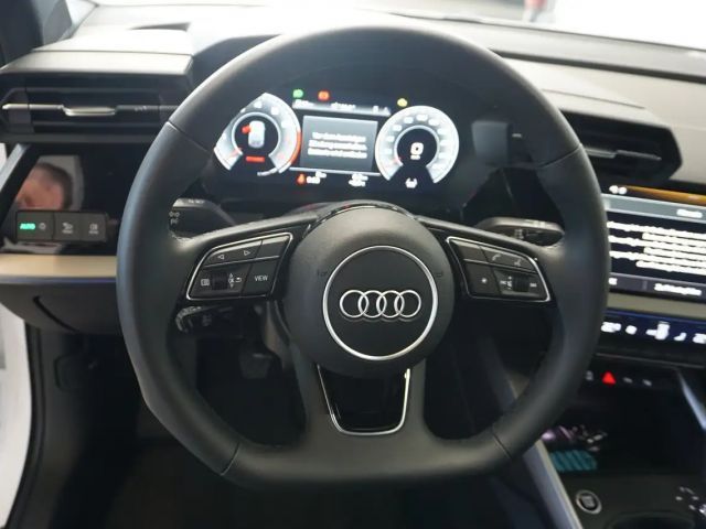 Audi A3 30 TFSI Sedan