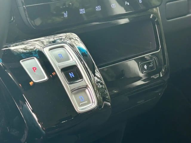 Hyundai Staria Trend