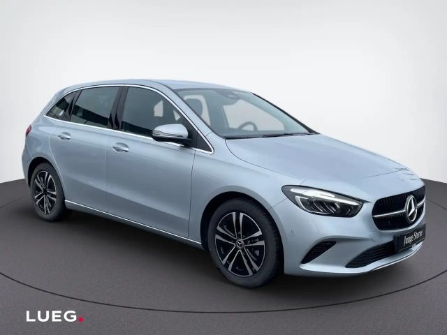 Mercedes-Benz B 200 Progressive Sedan