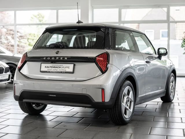 MINI Cooper Essential Trim LED NAVI KAMERA PDC