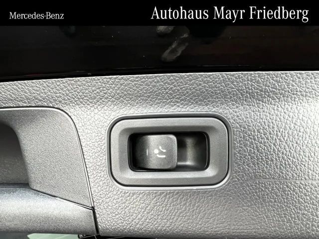 Mercedes-Benz A 250 4MATIC AMG Line