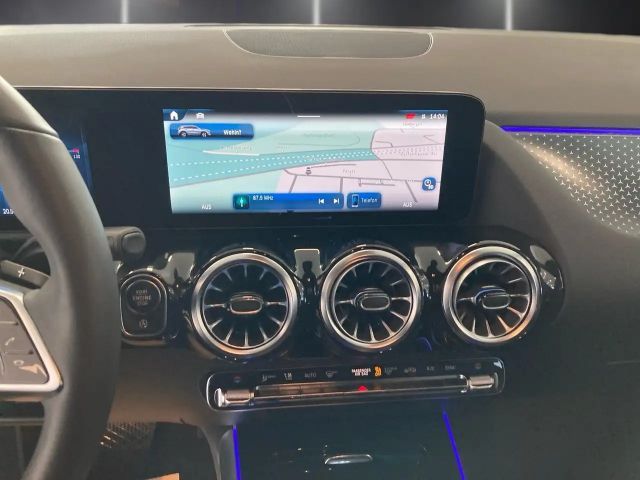 Mercedes-Benz GLA 250 4MATIC Progressive