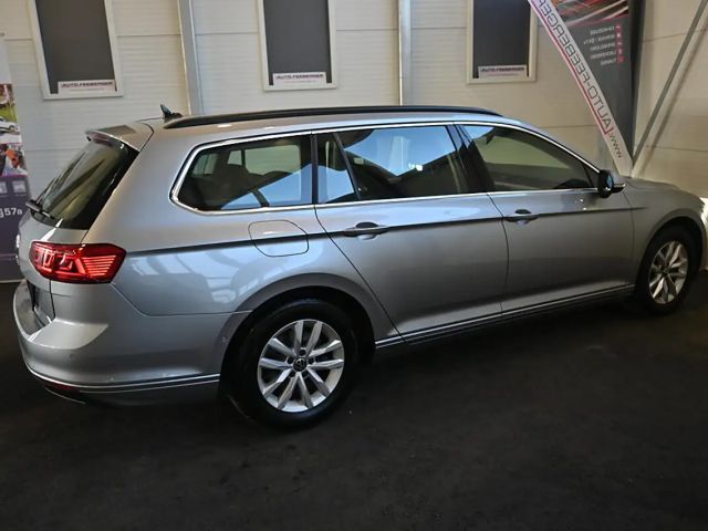 Volkswagen Passat Business Variant