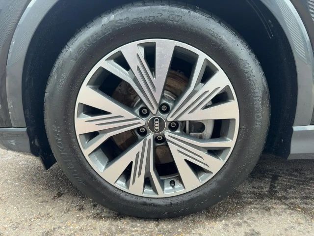 Audi Q4 e-tron S-Line