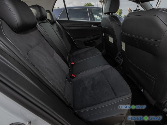 Volkswagen Golf 1.5 eTSI DSG Golf VIII Style