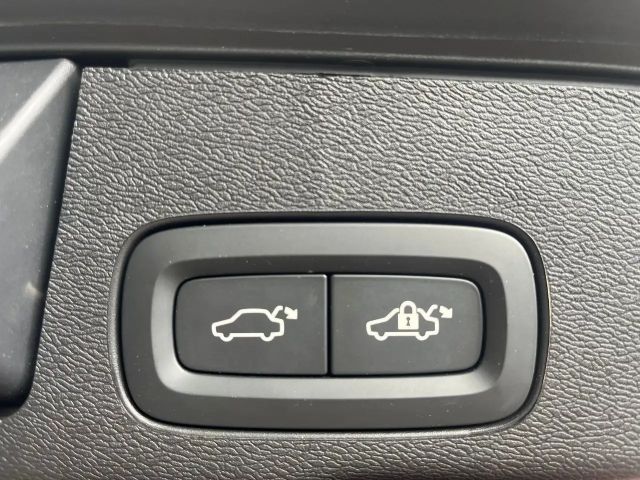 Volvo XC60 AWD Dark Plus Recharge T6