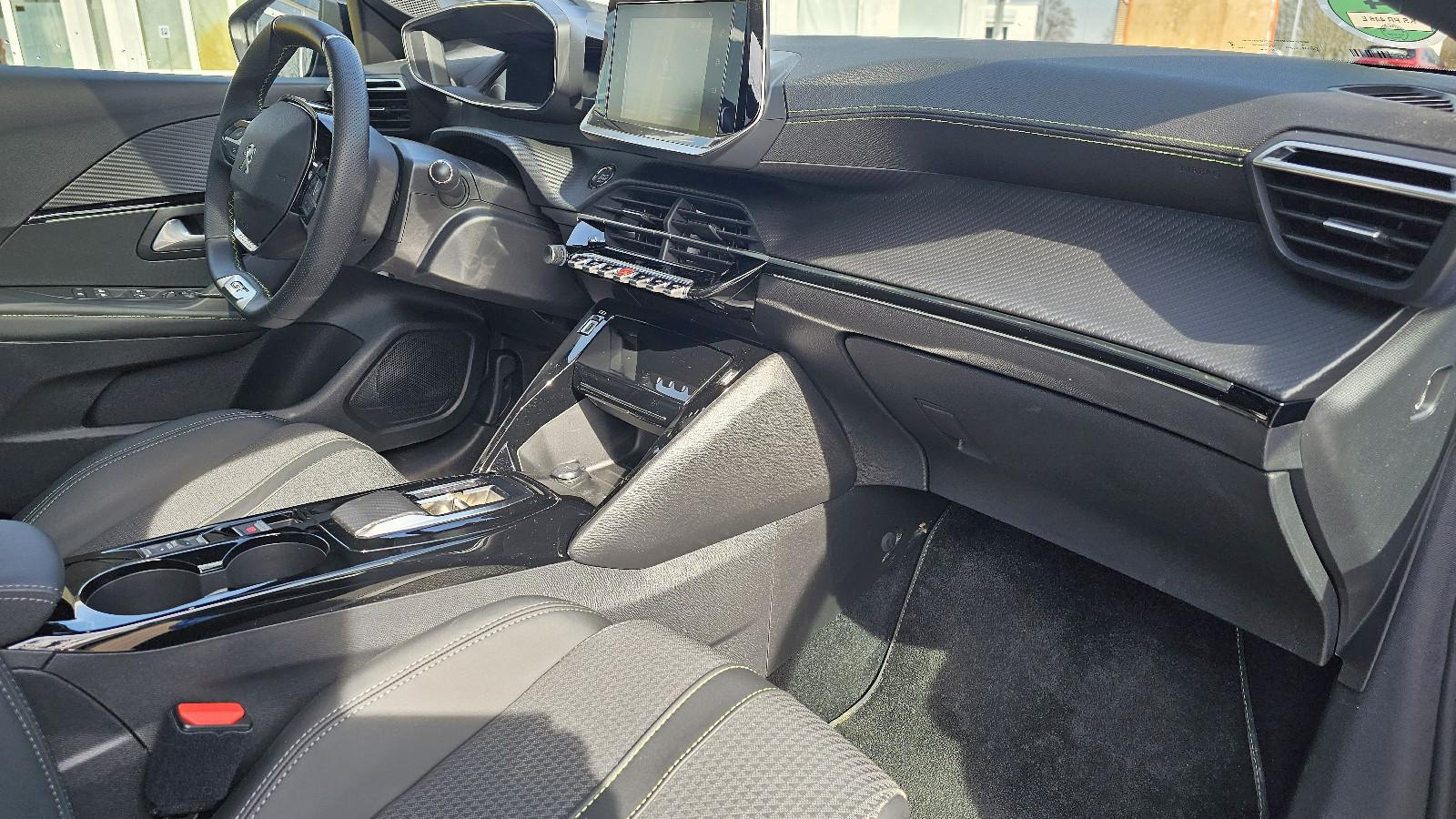 Peugeot E-208 GT-Line