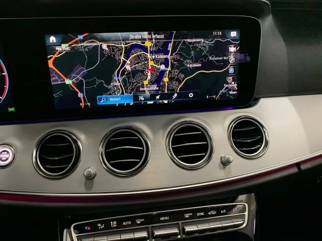 Mercedes-Benz E 220 AMG Line E 220 d Estate