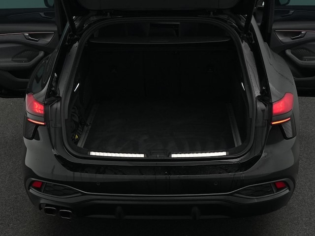 Audi A6 Avant Quattro S-Tronic