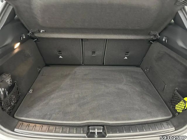 Mercedes-Benz GLA 200 AMG Line