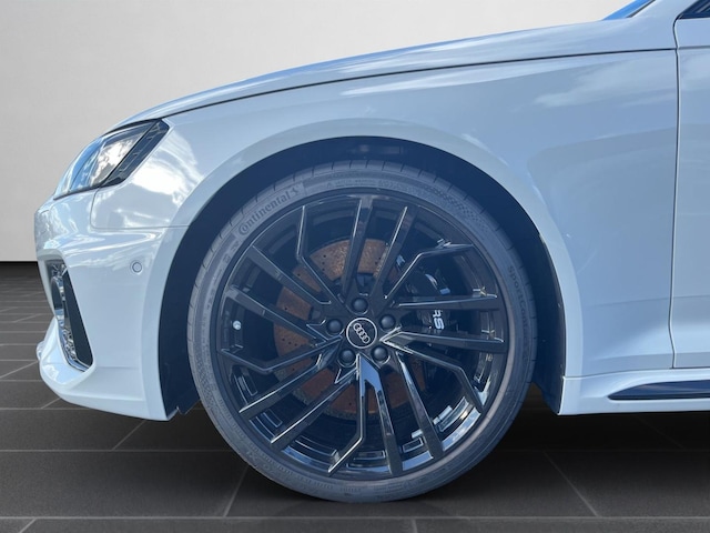 Audi RS4 Avant Quattro