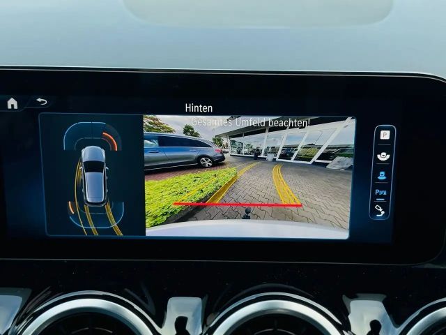 Mercedes-Benz B 180 B 180 d Progressive Sedan