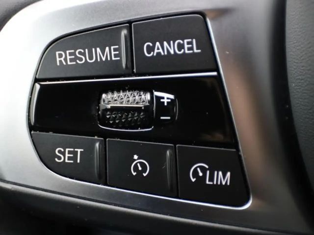 BMW 318 M-Sport Sedan