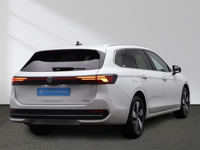 Volkswagen Passat 1.5 eTSI Business DSG