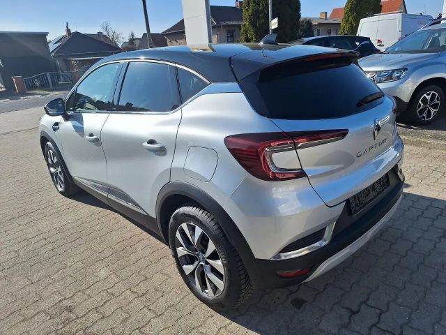 Renault Captur Bose Hybrid
