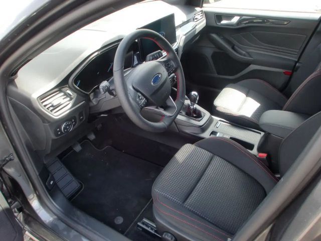 Ford Focus ST Line Wagon