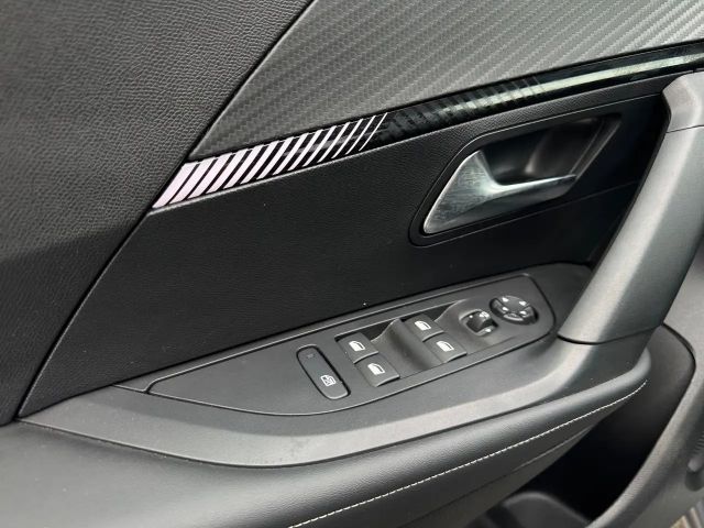 Peugeot 2008 Allure Pack EAT8 PureTech