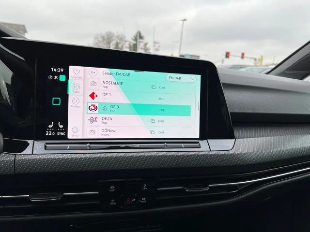 Volkswagen Golf R-Line Variant