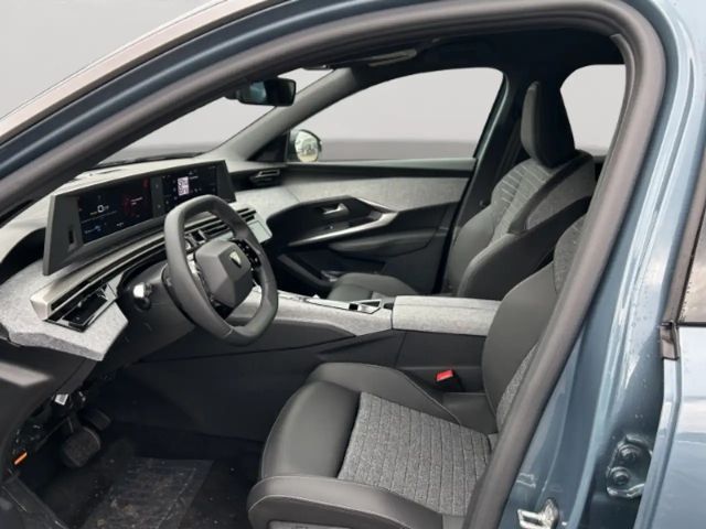 Peugeot E-5008 Allure Pack