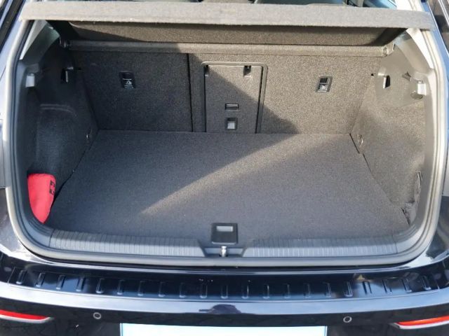 Volkswagen Golf DSG Style eHybrid