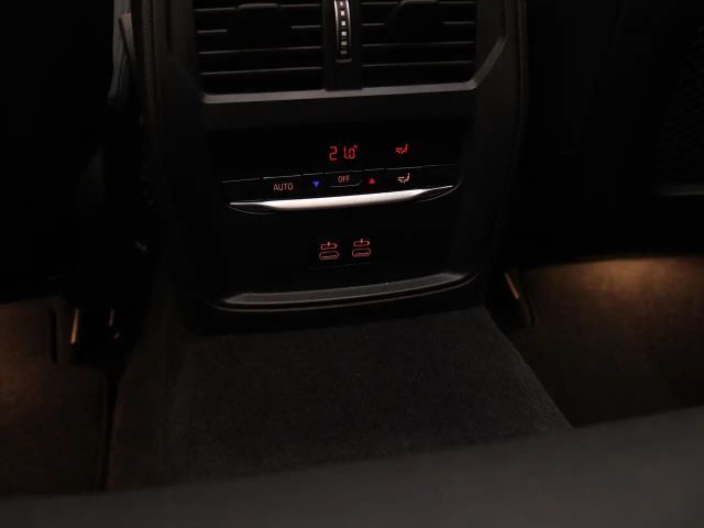 BMW 330 330d M-Sport Touring xDrive