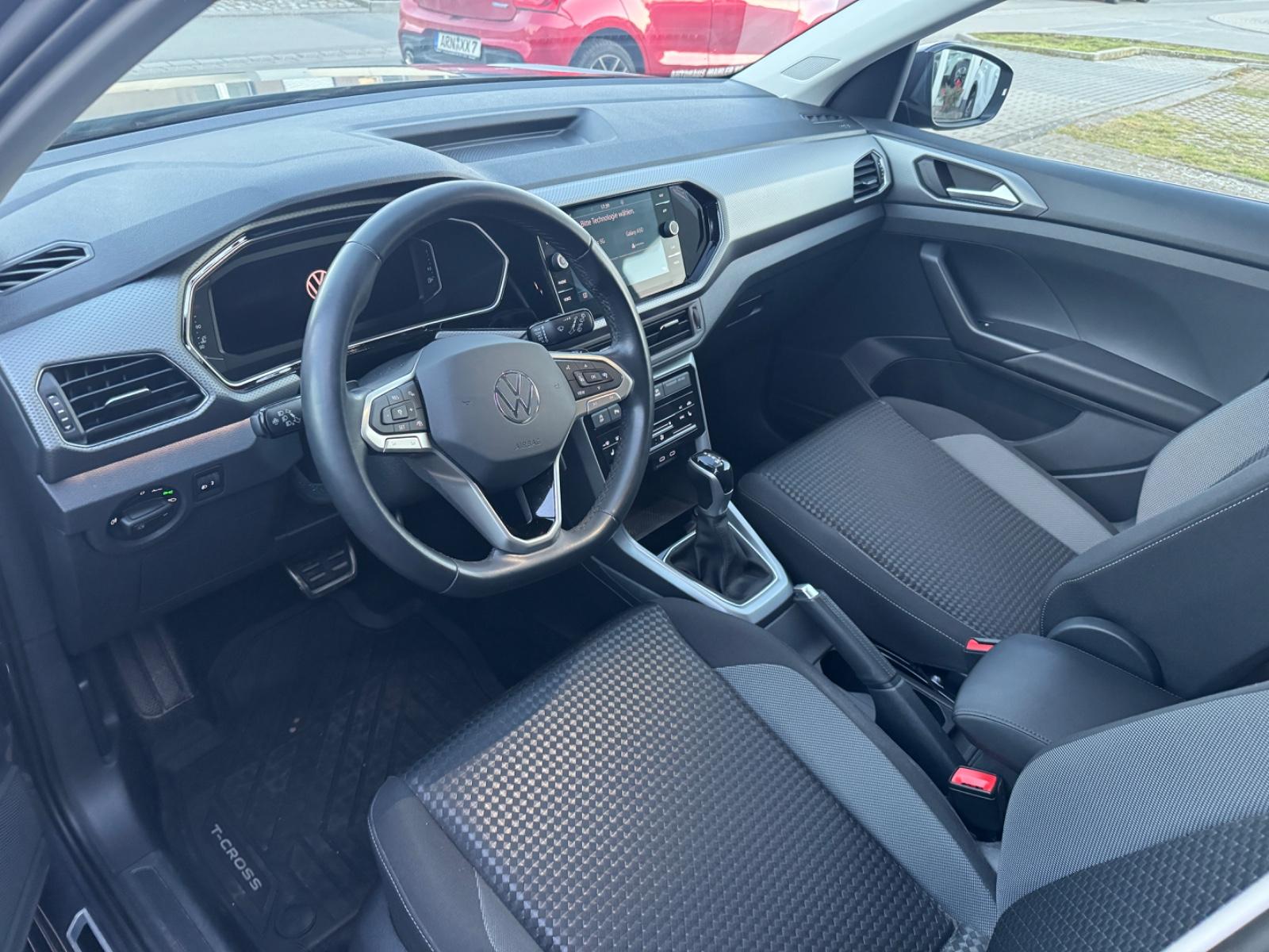 Volkswagen T-Cross Active