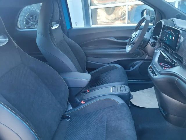 Abarth 500e Scorpionissima