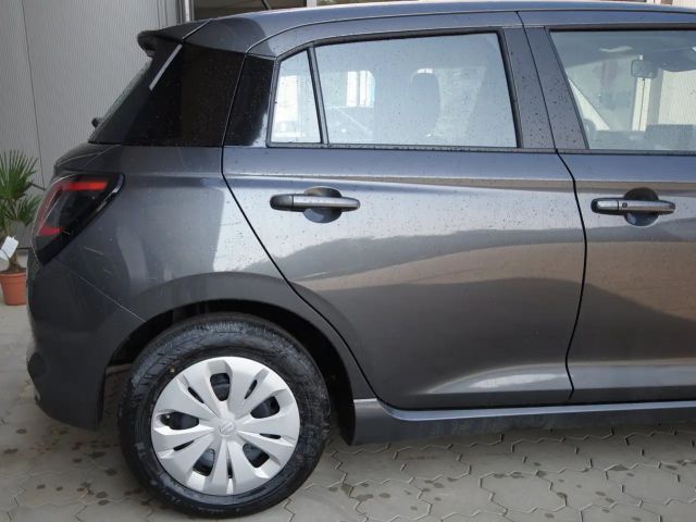Suzuki Swift Club Hybrid