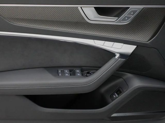 Audi RS6 AHK Matrix HUD Keramik Pano 305km/h