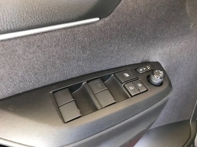 Mazda 2 Exclusive-line