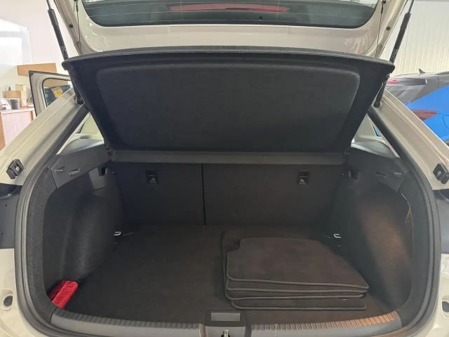 Volkswagen Taigo 1.0 TSI DSG Life