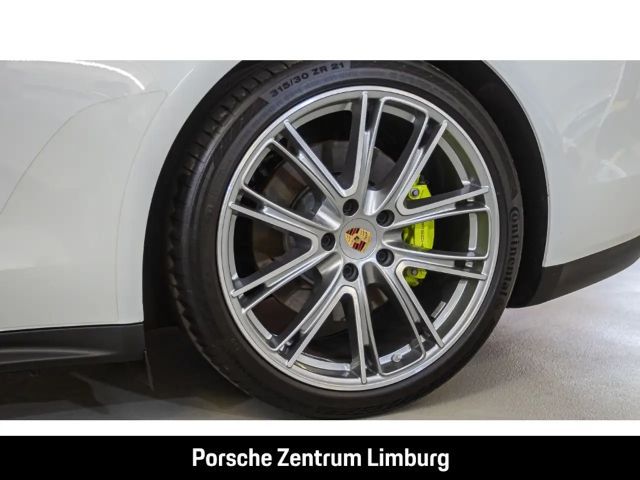 Porsche Panamera 4 E-Hybrid