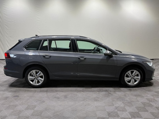 Volkswagen Golf 1.5 TSI Life Variant