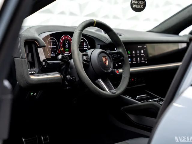 Porsche Cayenne Coupé E-Hybrid Turbo