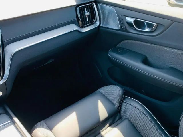 Volvo V60 Business Sport Dark Ultra