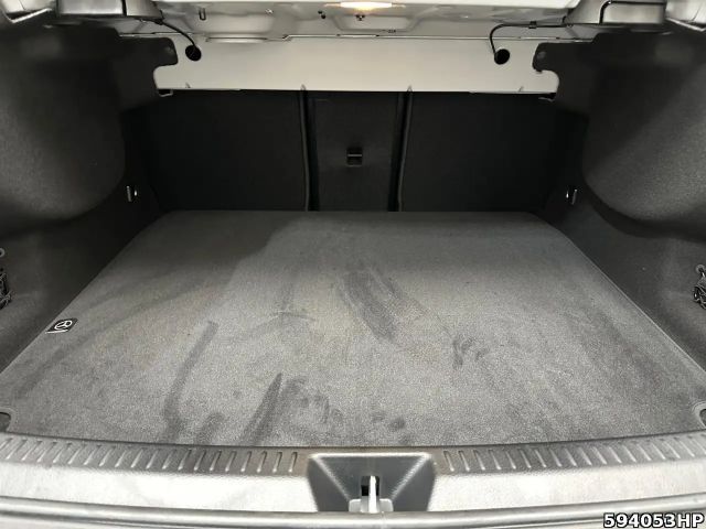 Mercedes-Benz A 200 AMG Line