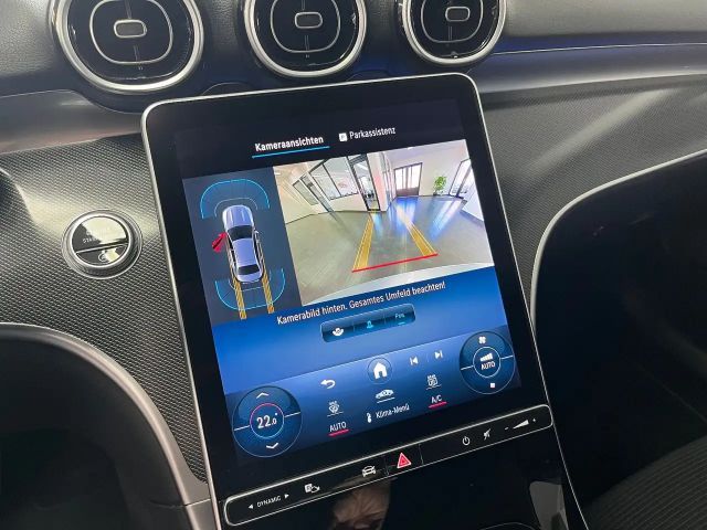 Mercedes-Benz C 200 Sedan