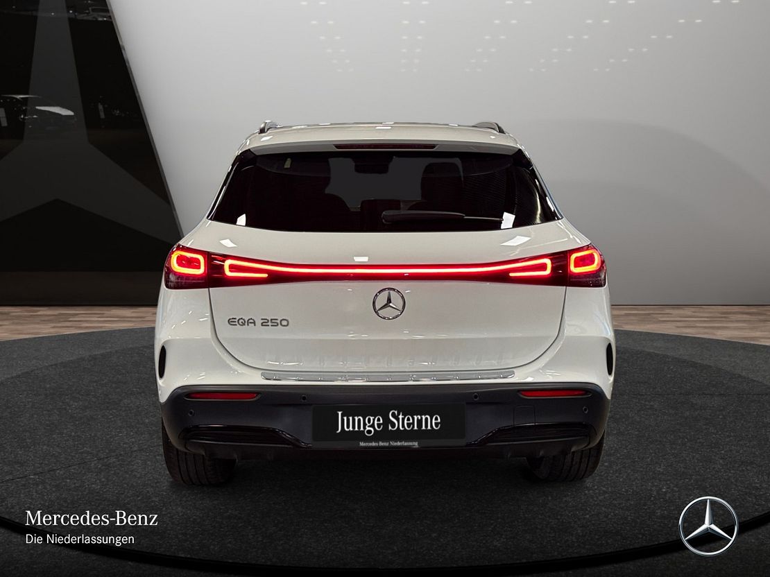 Mercedes-Benz EQA 250