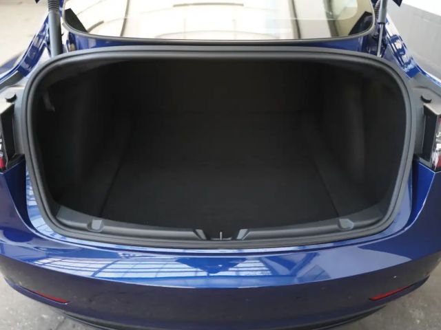 Tesla Model 3 Standard Range